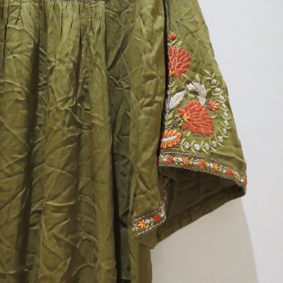 RITU KUMAR AARKE Afnan Festive Floral Embroidered Kaftan Maxi Dress Size M NWT - Picture 9 of 14